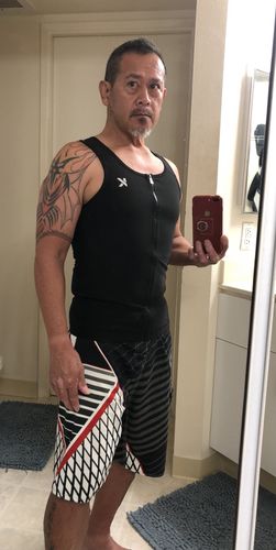 Customer photo review of Men's Zipper Heat Trapping Sweat Vest