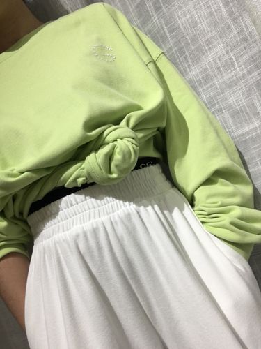 Customer photo review of Sepho Crew-neck L/S Sweatshirt-GreenYellow