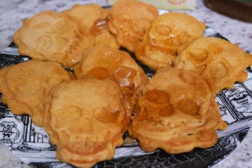 Customer photo review of Delicious Skull Waffle Maker
