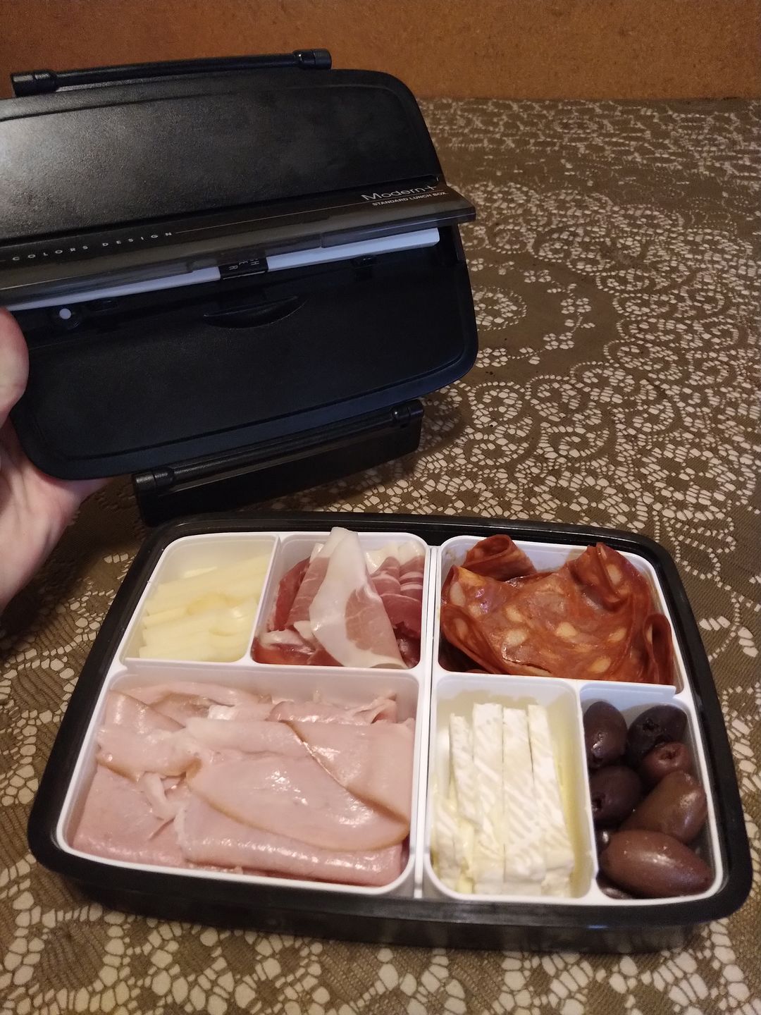 Customer photo review of Shikiri Modern Plus Bento Box | 870ml