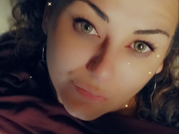 Customer photo review of Wildcat Green Prescription Colored Contact Lenses