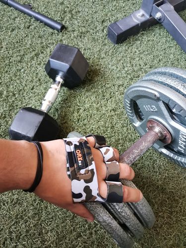 Customer photo review of Guantes Pesas GRAB Mujer