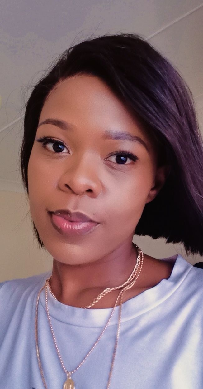 Customer photo review of Brazilian Lace Front Wig - Tara J