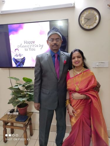 Customer photo review of Royal Princess Golden Pink Woven Kanjivaram Saree