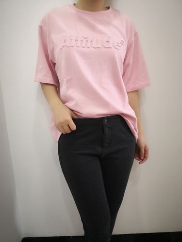 Customer photo review of Sepho Emboss S/S T-shirt-Pink