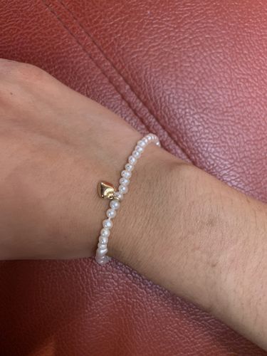 Customer photo review of Freshwater Heart Bracelet