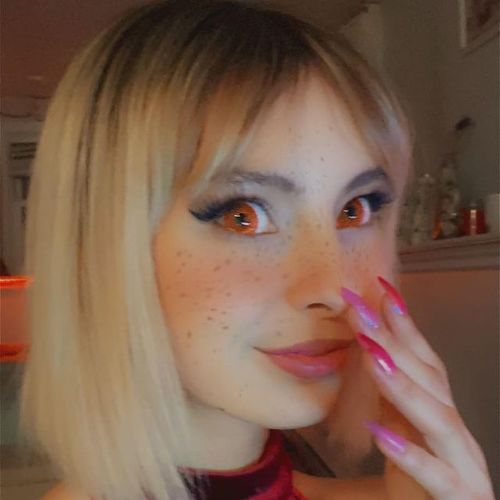 Customer photo review of Icoloured® Pure Pink Colored Contact Lenses