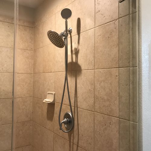 Customer photo review of 1-Spray Dual Shower Head Set