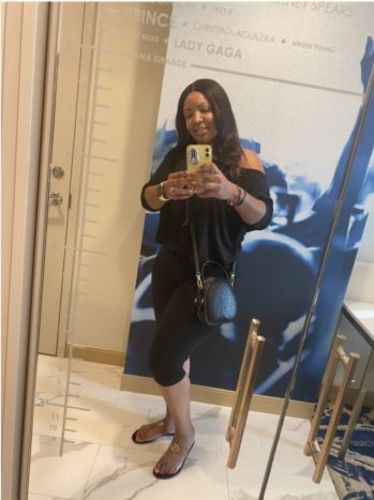 Customer photo review of Boat-Neck Top & Clam Digger Pants Set