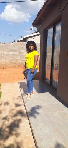 Customer photo review of Brandy Water Wave Fringe 10"