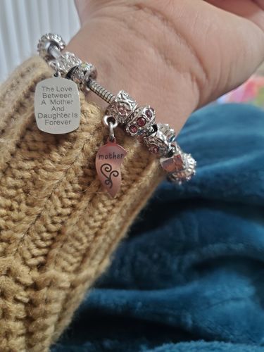 Customer photo review of Mother Daughter Eternal Love Bracelets