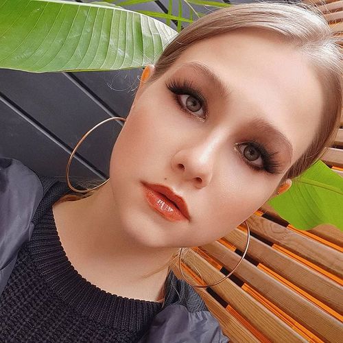 Customer photo review of Icoloured® Iris Brown Colored Contact Lenses