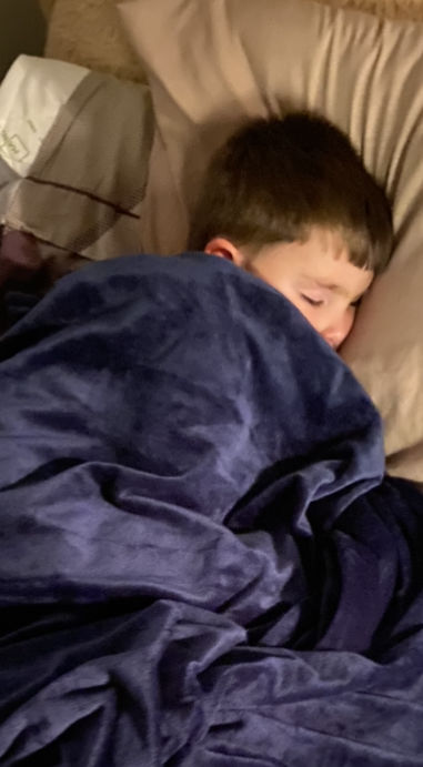 Customer photo review of MegaBee Minky Throw Blanket Solid NAVY