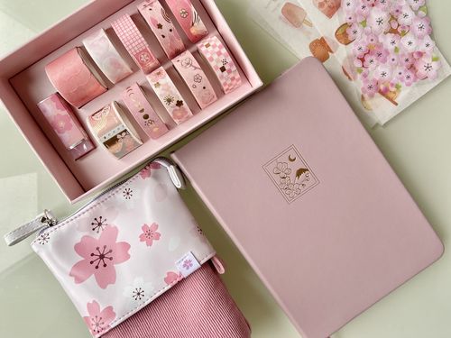 Customer photo review of Tsuki 'Sakura Edition' Pop-Up Pencil Case ☾