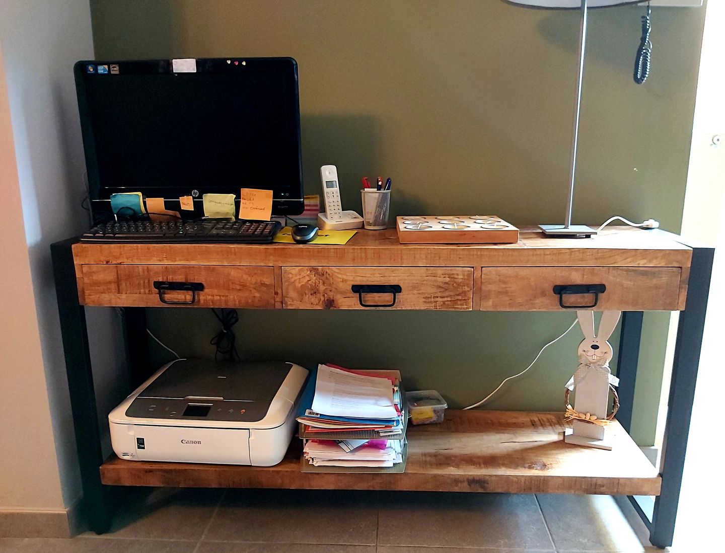 Customer photo review of Sidetable / Dressoir met lades Industrieel Design | Mangohout en Staal | 150x35x76cm