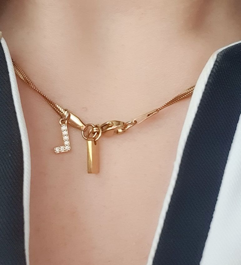 Customer photo review of Mini initial chain