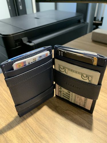 Customer photo review of Cavare Magic Wallet Card Sleeves Nappa