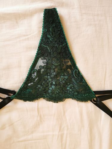 Customer photo review of Fiona String