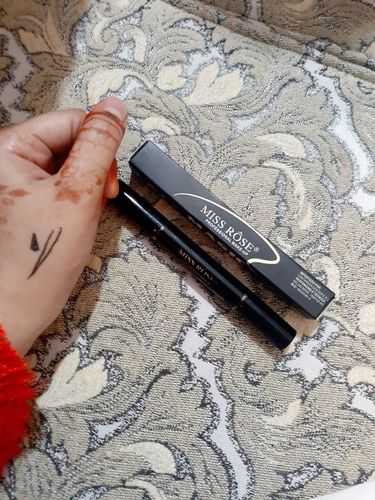 Customer photo review of MISS ROSE Magic Eyeliner