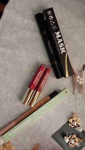 Customer photo review of MISS ROSE Magic Eyeliner
