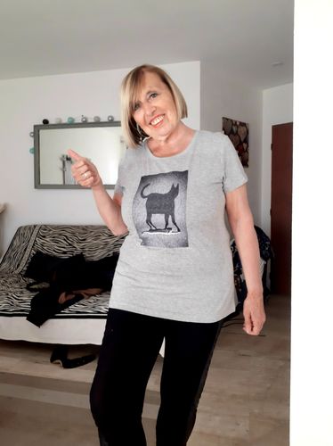 Customer photo review of CHATDOW / f