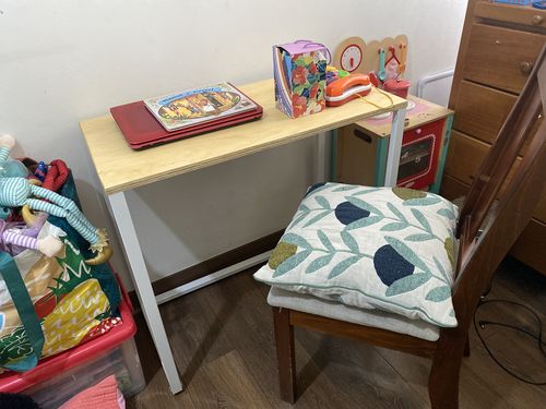 Customer photo review of Escritorio pequeño MIMA 80 x 40 Blanco