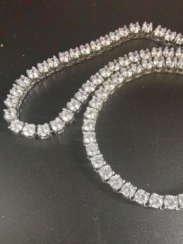 Customer photo review of THE ICY SUMMER® - 3/4/5mm Tennis Chain White Gold Plated