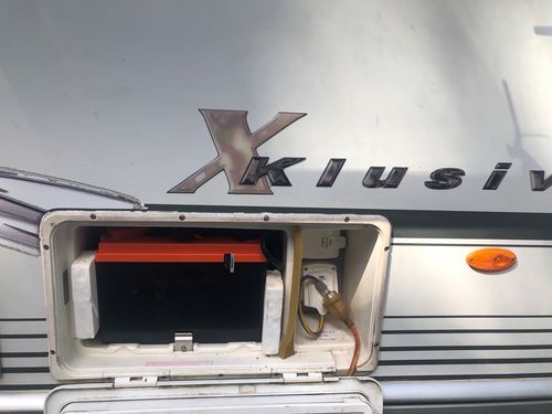 Customer photo review of iTECH120X 12V 120Ah Lithium Ion Battery LiFePO4 Deep Cycle Camping RV Solar