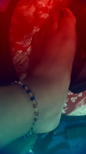 Customer photo review of Amour Crystal Anklet
