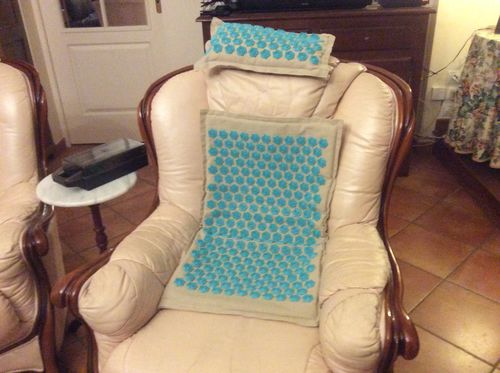 Customer photo review of Ensemble Tapis d'Acupression Fleurs de Lotus + Coussin, et Sac de Rangement