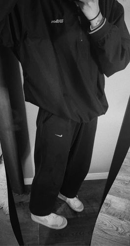 Customer photo review of Nike Sweatpants Size Small