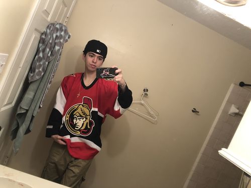 Customer photo review of Vintage Ottawa Senators CCM Jersey Size Medium