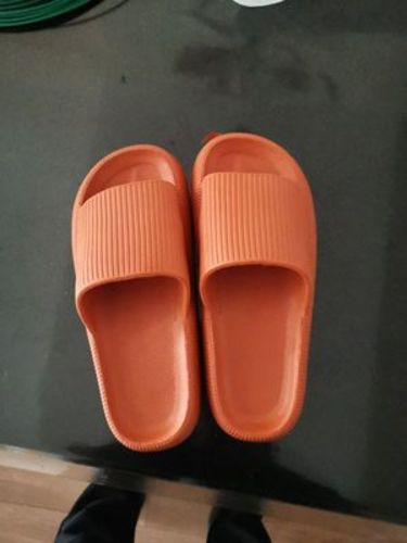 Customer photo review of Cloud Slides