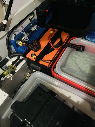 Customer photo review of iTECH120X 12V 120Ah Lithium Ion Battery LiFePO4 Deep Cycle Camping RV Solar