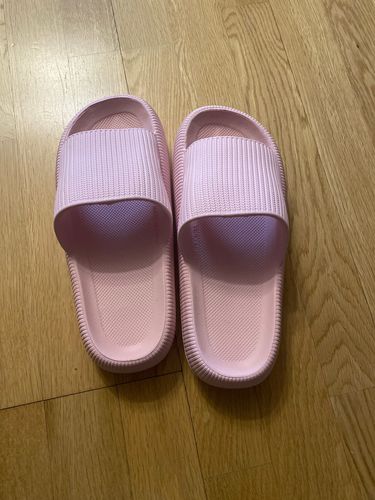 Customer photo review of Cloud Slides