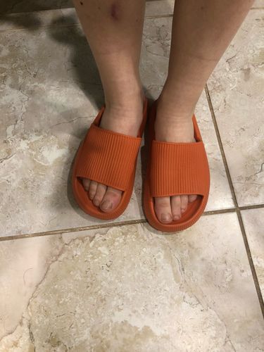 F F. review of Cloud Slides image 1 out of 1