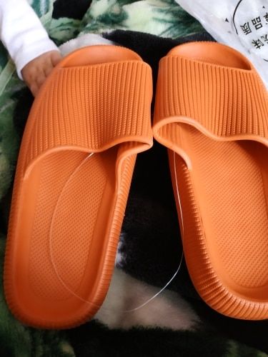 U A. review of Cloud Slides image 1 out of 1