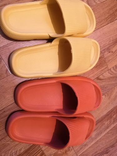 R R. review of Cloud Slides image 1 out of 1