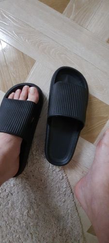 L A. review of Cloud Slides image 1 out of 1