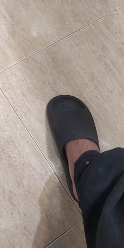 M M. review of Cloud Slides image 1 out of 1