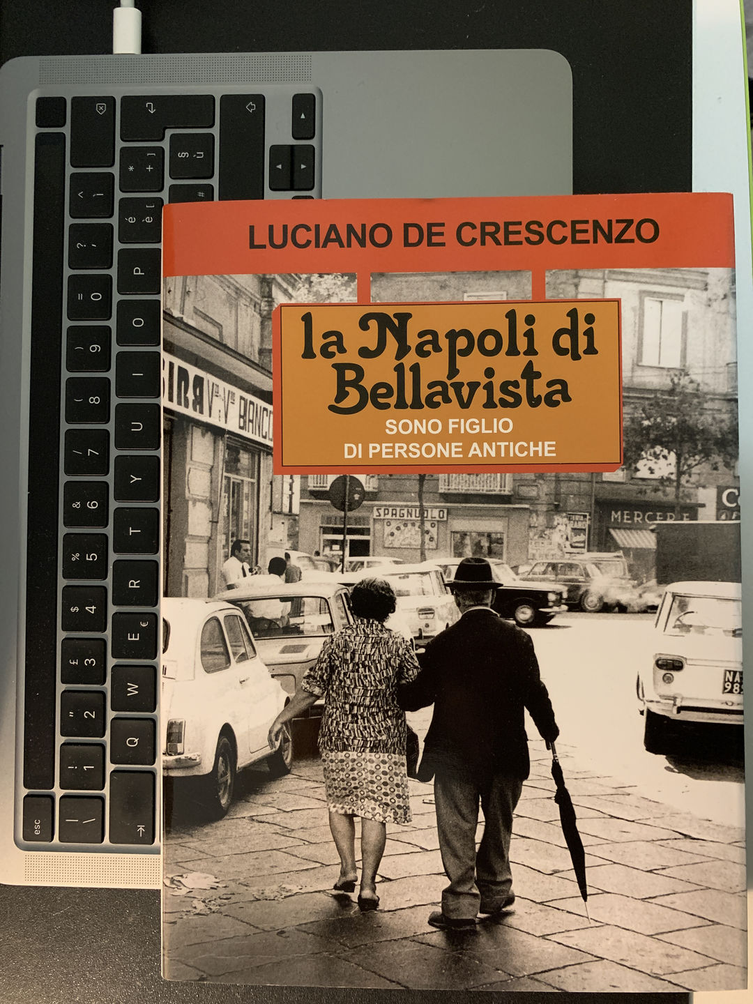 Customer photo review of Luciano De Crescenzo La Napoli di Bellavista Libro fotografico
