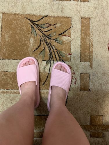 O O. review of Cloud Slides image 1 out of 1