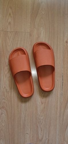 N K. review of Cloud Slides image 1 out of 1