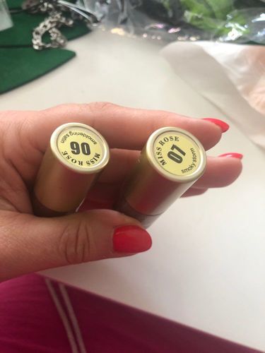 Customer photo review of MISS ROSE  Liquid Glitter