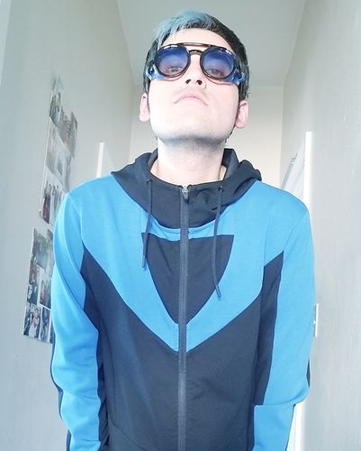 Customer photo review of GRAYSON Hoodie