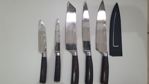 Customer photo review of Imperial Collection — Japanese High-Carbon Steel Knife Set with Damascus Pattern