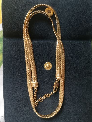 Customer photo review of Modern Design Flat Snake Chain Necklace