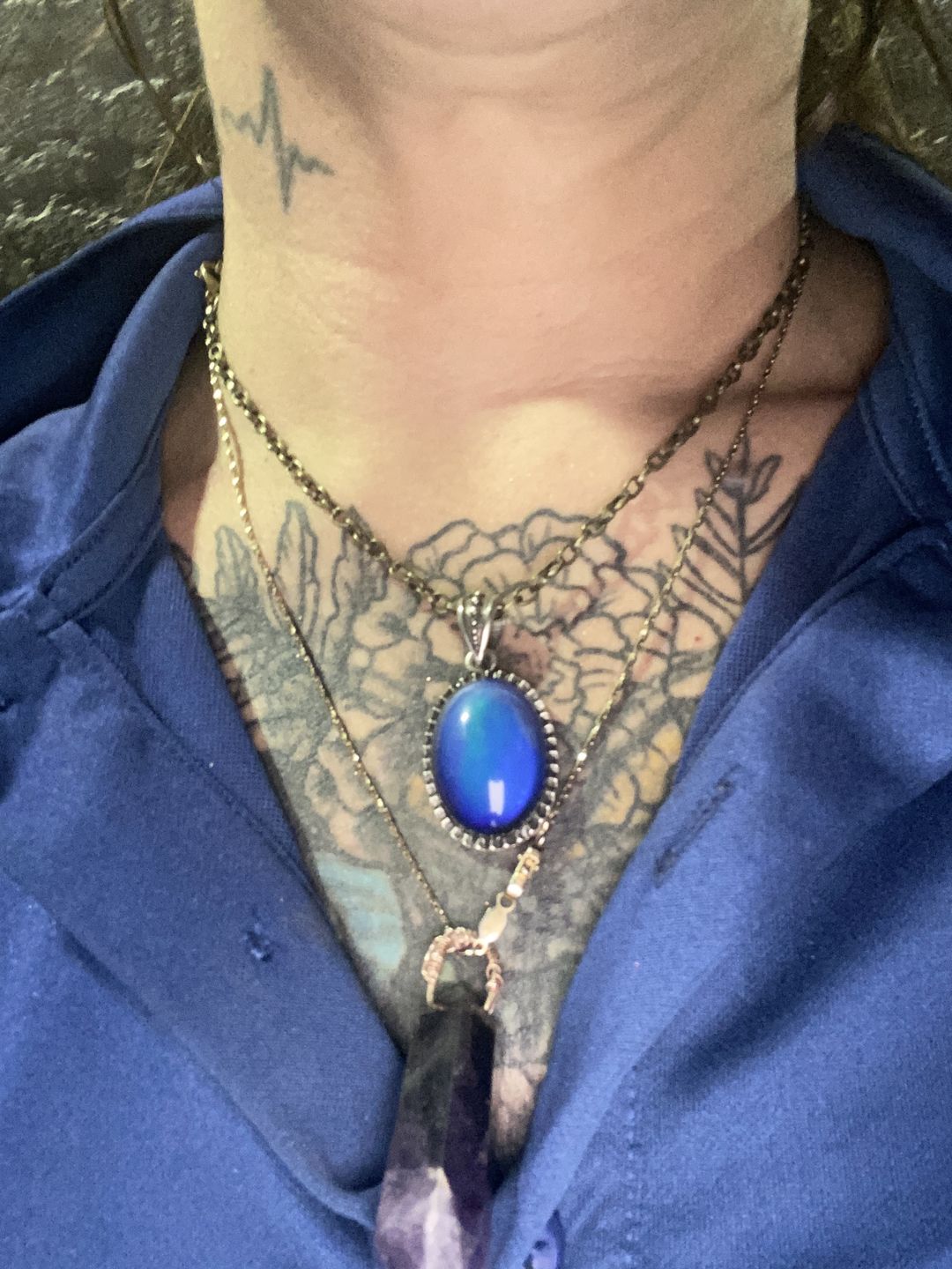 Customer photo review of Aura Mood Changing Necklace