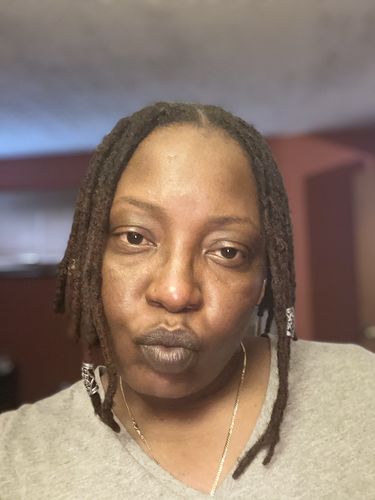 Customer photo review of Classic Retro Metal Cuff Style Loc Jewelry Set