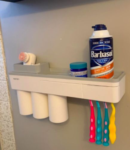 Customer photo review of Multi-Functional Toothbrush Holder